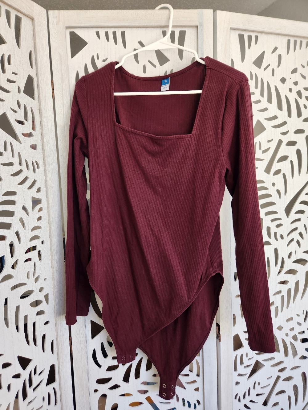 Old Navy Burgundy Ribbed Square-Neck Long Sleeve Bodysuit - Size XL